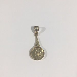 Elegant Gold Pendant